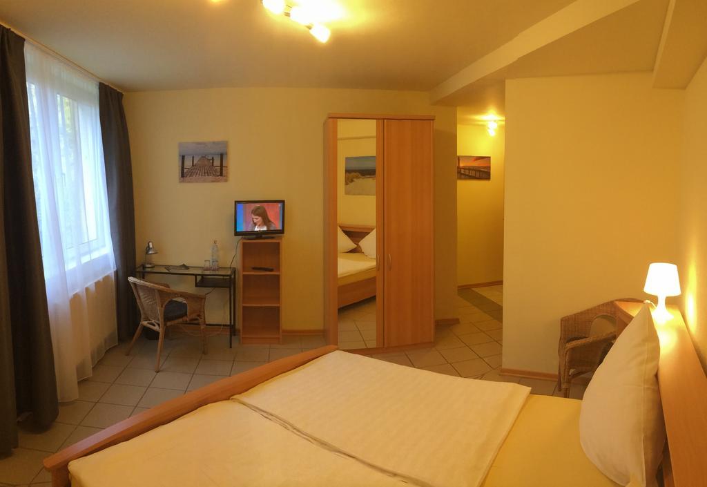 Hotel Reesenhof Witten Kamer foto